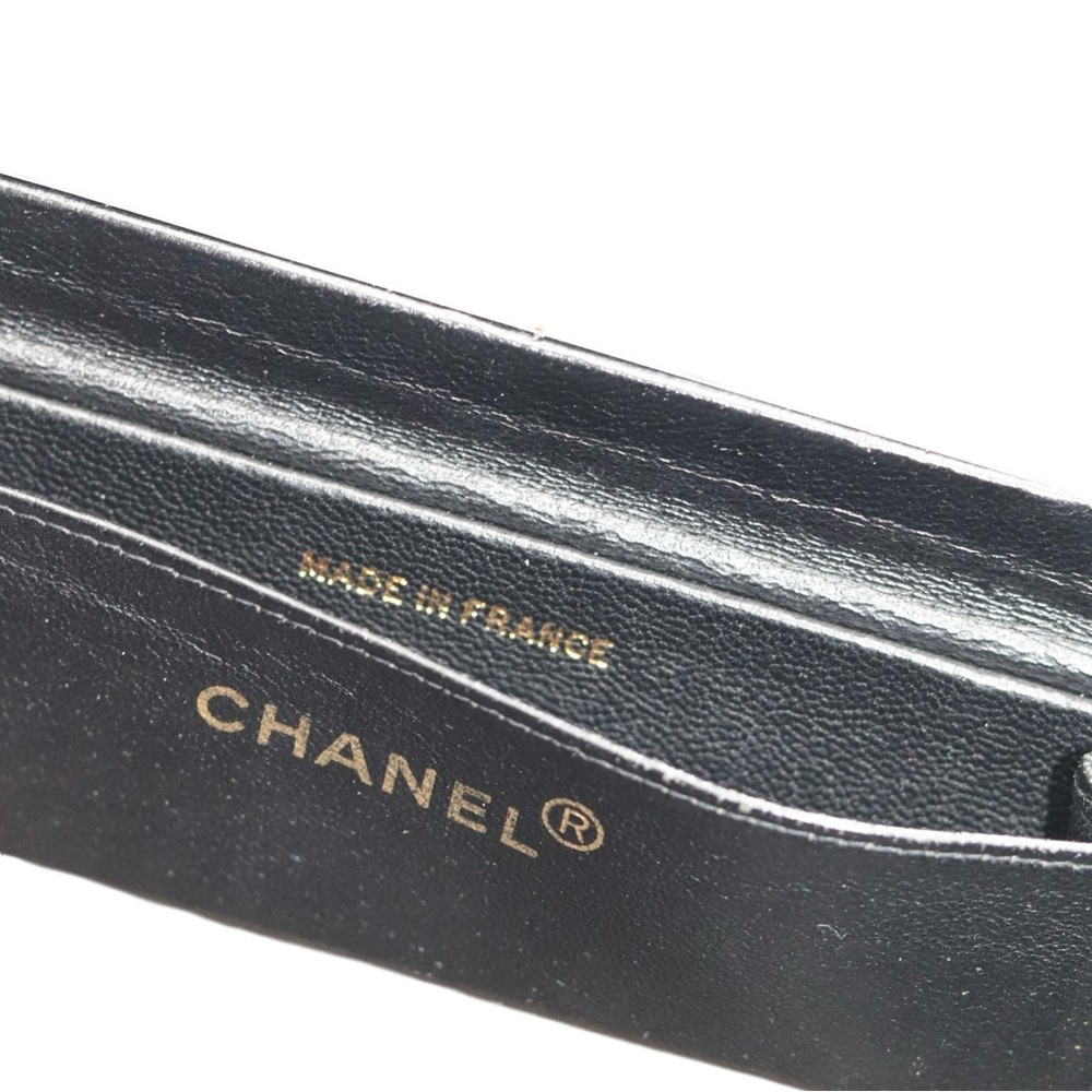 CHANEL Vintage Iridescent Olive Green Patent Leather Vanity Bag - Picture 6 of 15